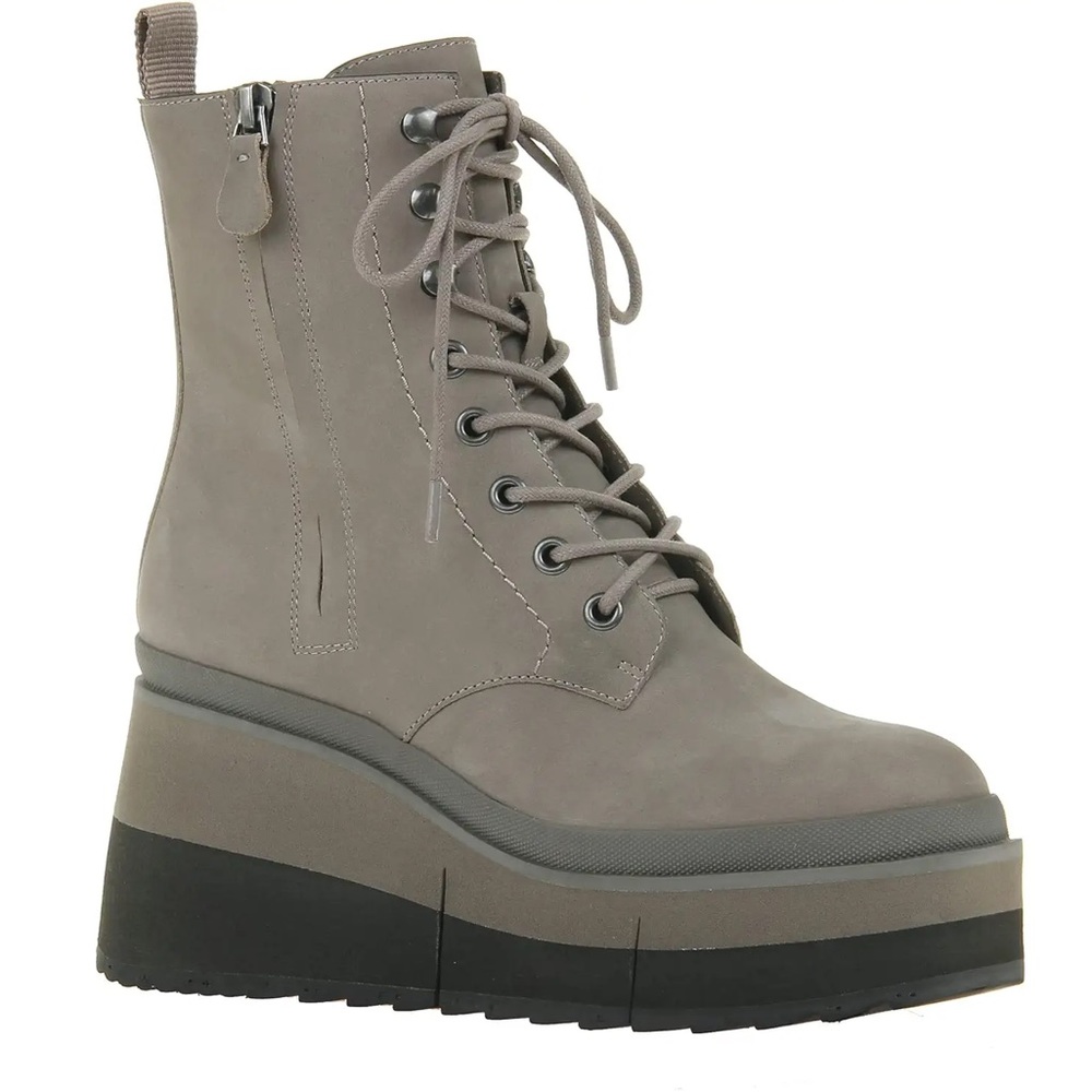 Naked Feet Boots - new in box lace up burnout sparrow boots Sz 7